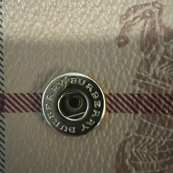 Burberry Beige and Black/brown Plaid Wallet - Picture 10 of 12